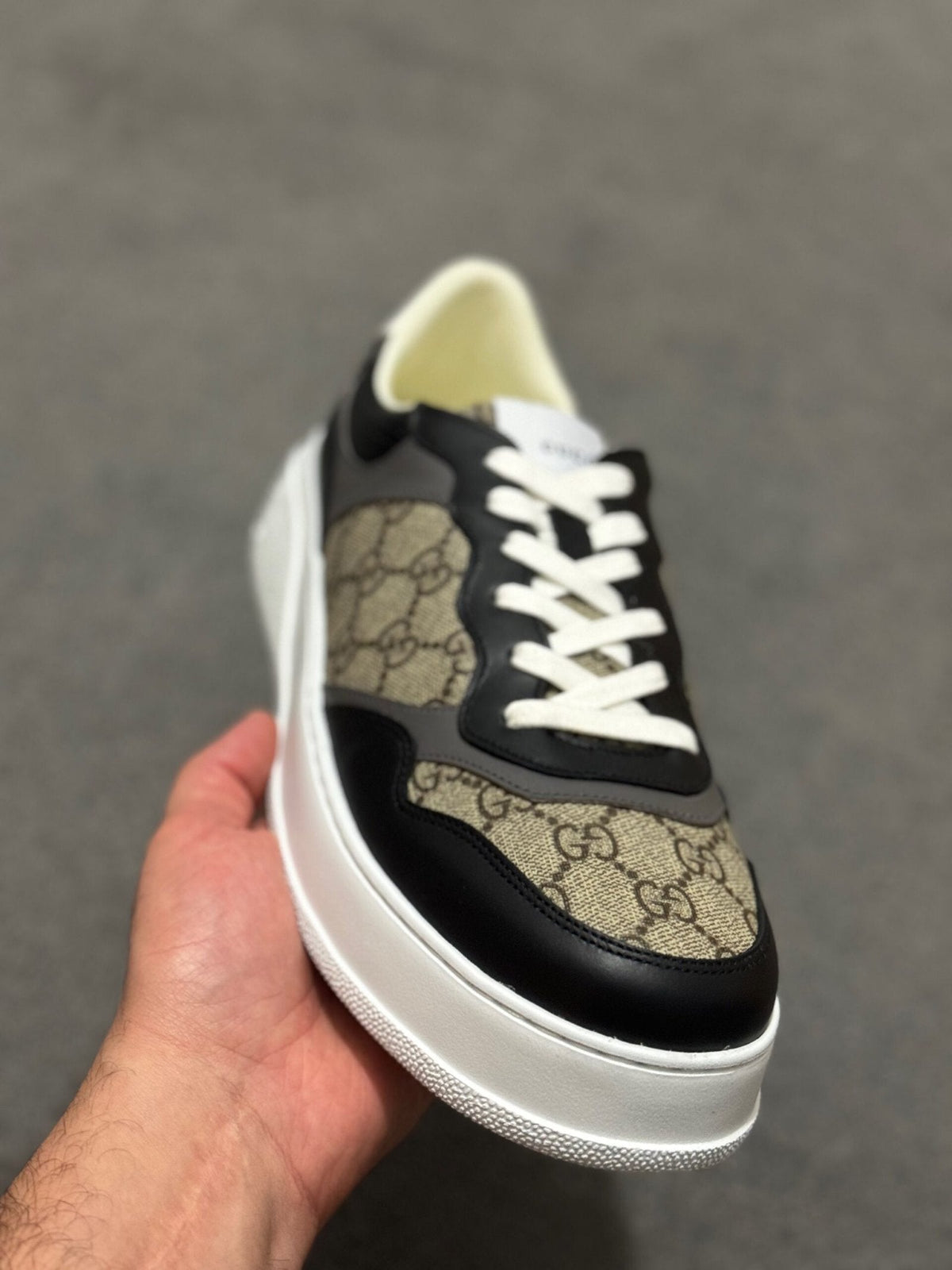 Gucci GG Supreme Beige & Ebony Chunky Sneakers