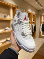 Air Jordan 4 Retro White Oreo Trainers