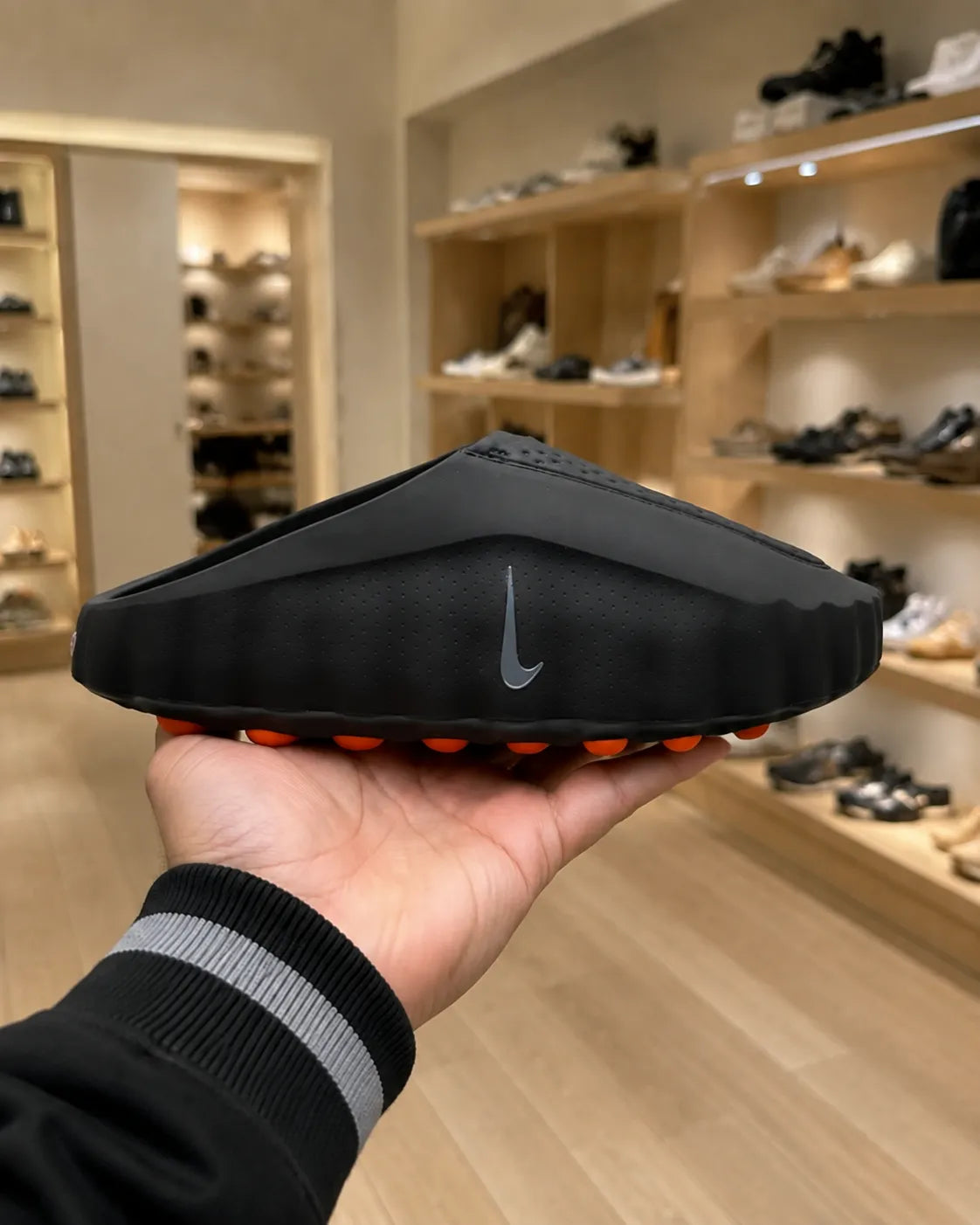 Nike Mind 001 Black Slide Trainers