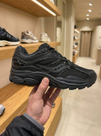 Saucony ProGrid Omni 9 Armor Black Trainers
