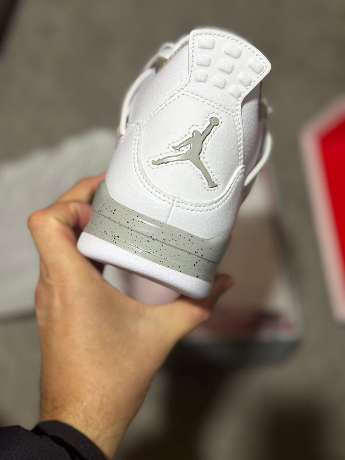 Air Jordan 4 Retro White Oreo Trainers